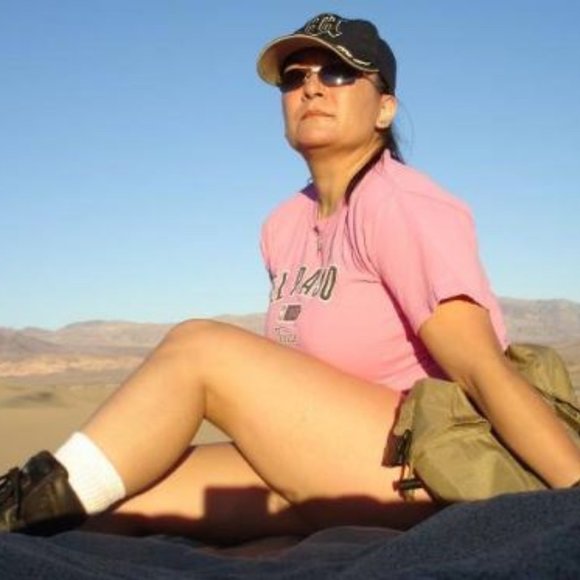 Meet your Posher - Picture 9 of 10